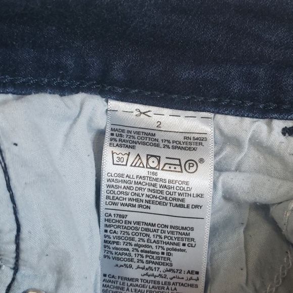 Old Navy Rockstar Skinny Jeans - Picture 4 of 4